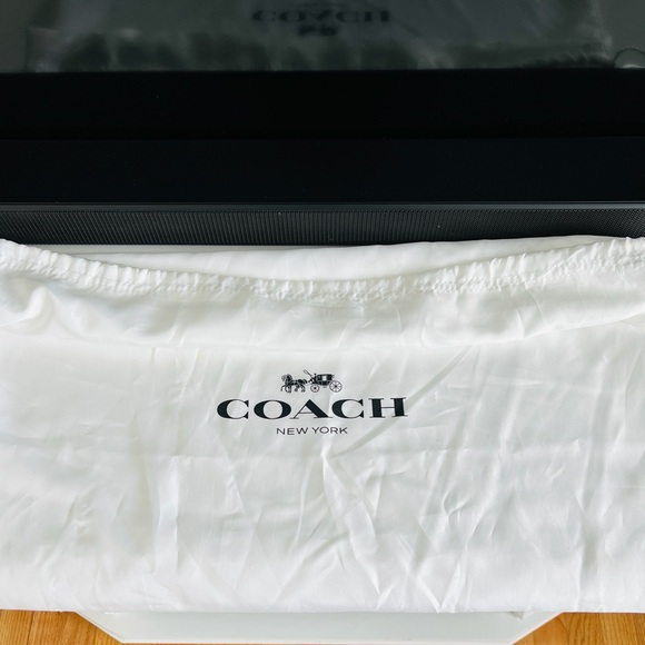 Coach Edie Shoulder Bag 31 With Star Rivets - Picture 16 of 16